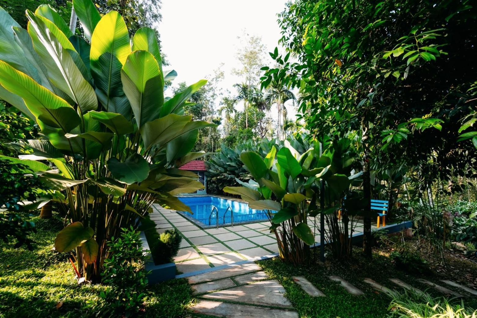 Le Vista Resort Sultan Bathery Buitenkant foto