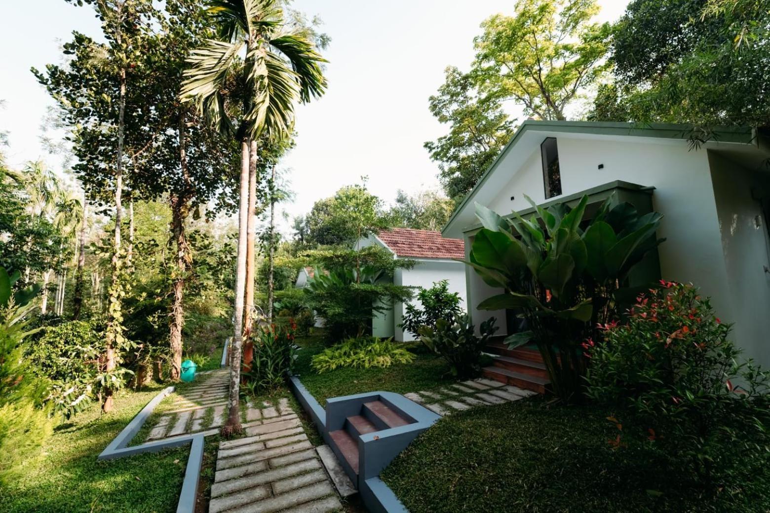 Le Vista Resort Sultan Bathery Buitenkant foto